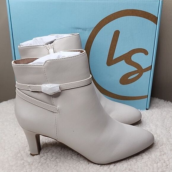 New Life Stride Guild Ankle Bootie Color Bone Size 7 Wide - Picture 3 of 8